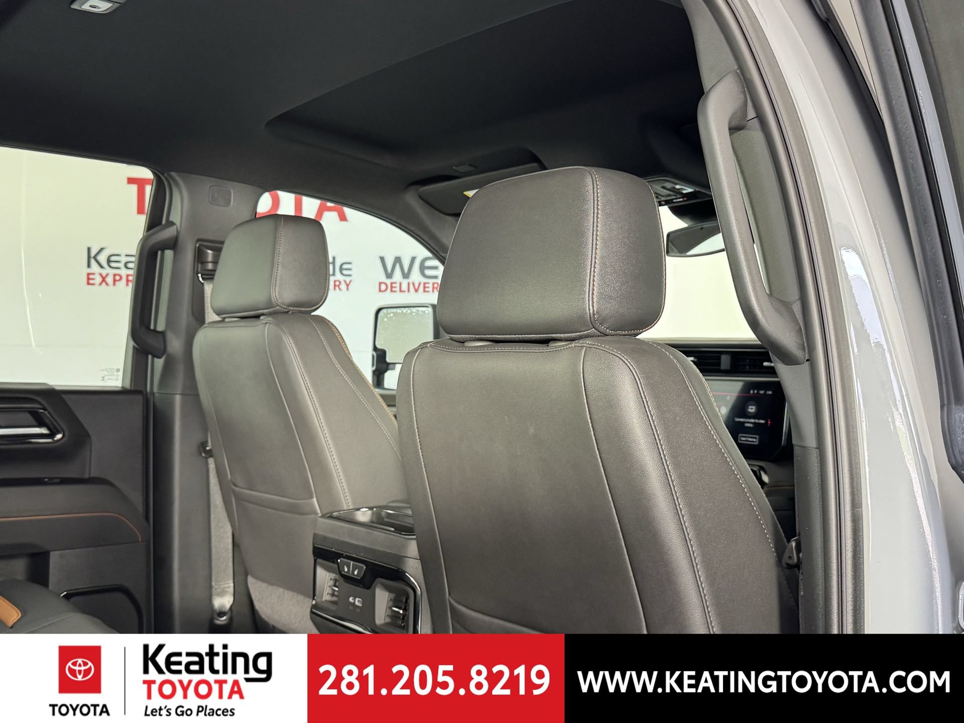 Used 2025 GMC Sierra 2500 AT4 w/ AT4 Preferred Package AWD/4WD image 19