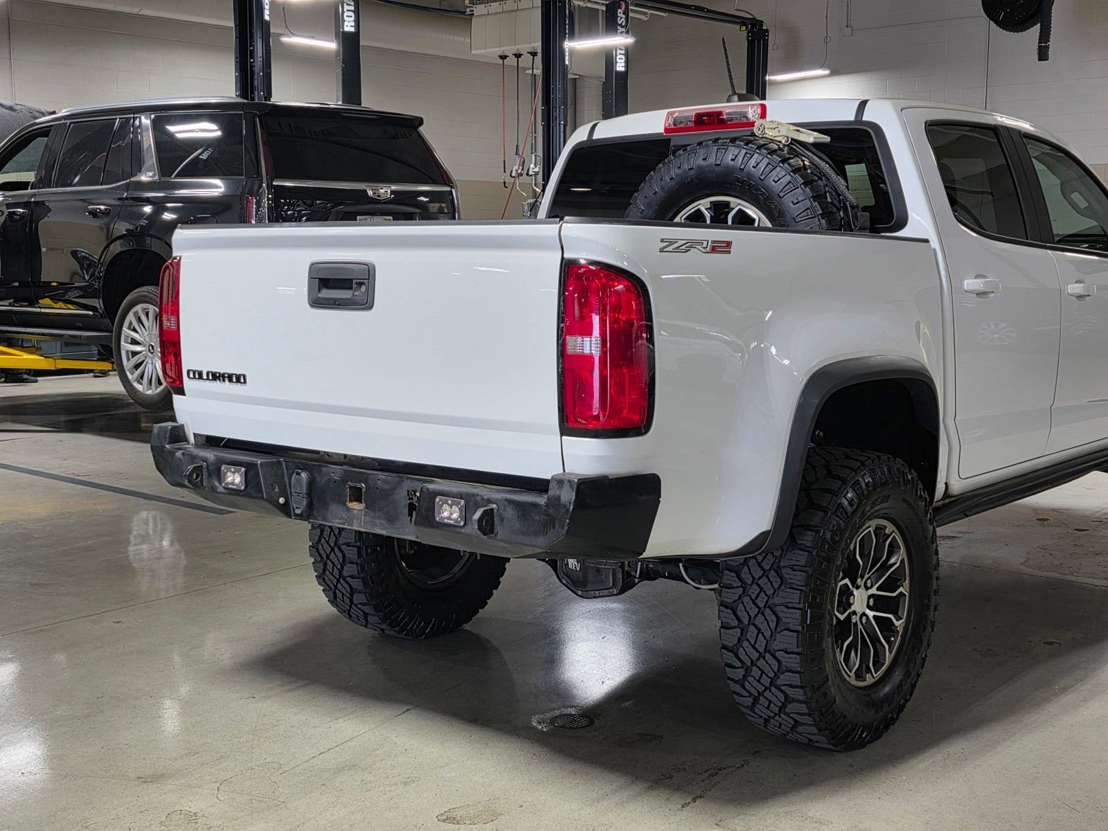 Used 2018 Chevrolet Colorado ZR2 AWD/4WD image 11