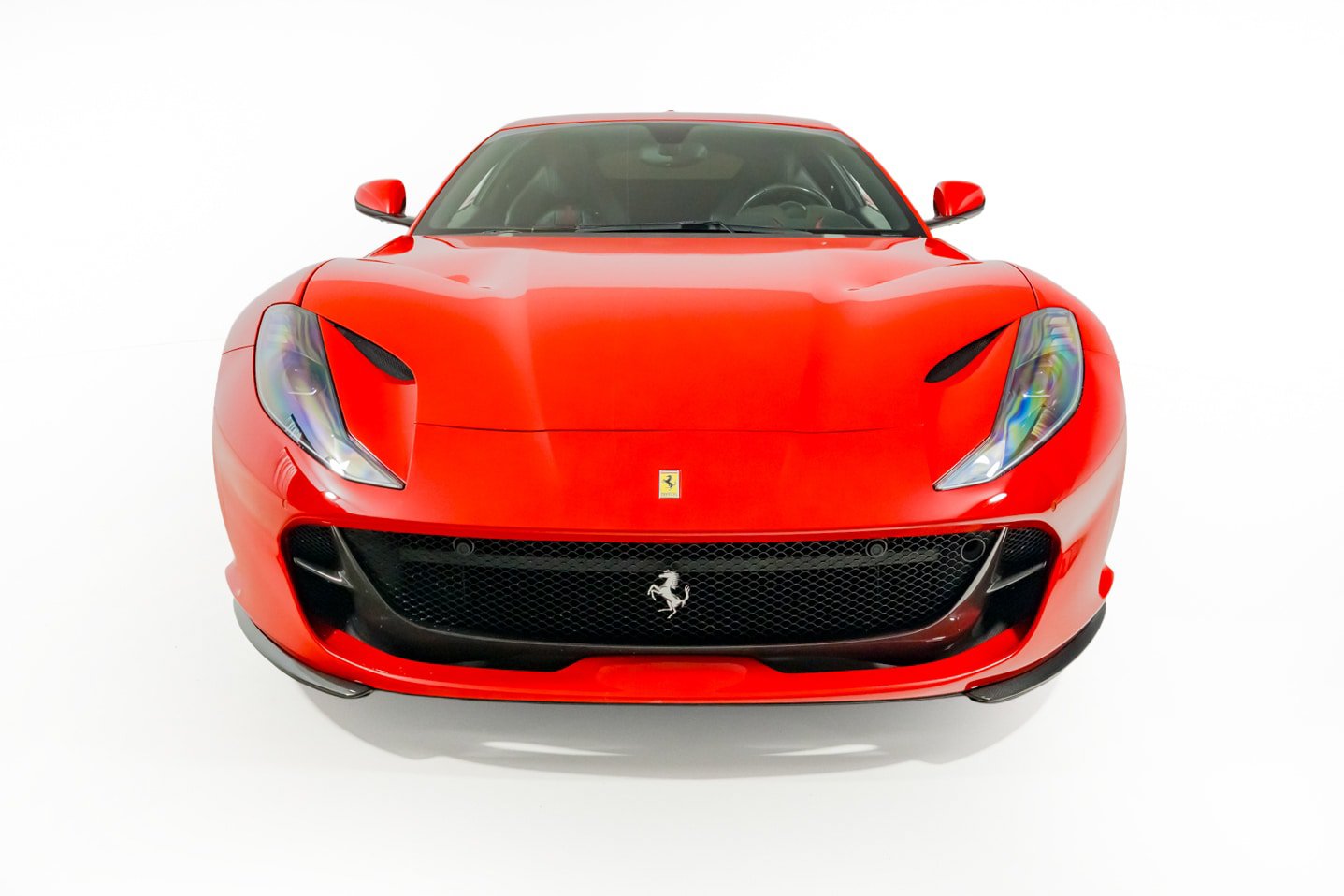 Used 2018 Ferrari 812 Superfast RWD image 6