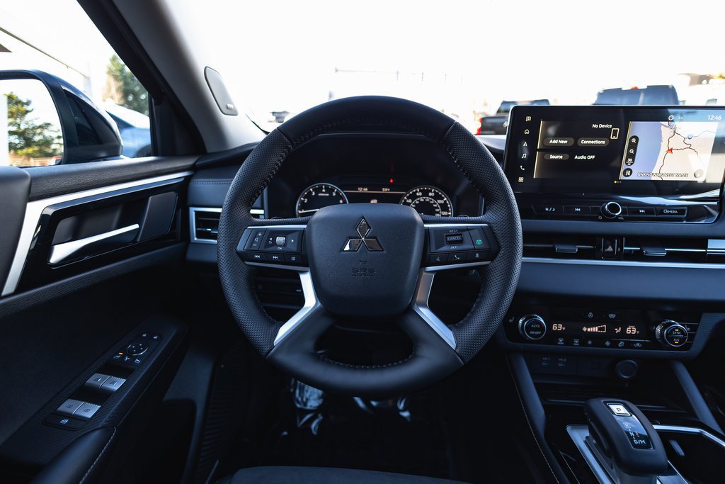 New 2026 Mitsubishi Outlander SE AWD/4WD image 27