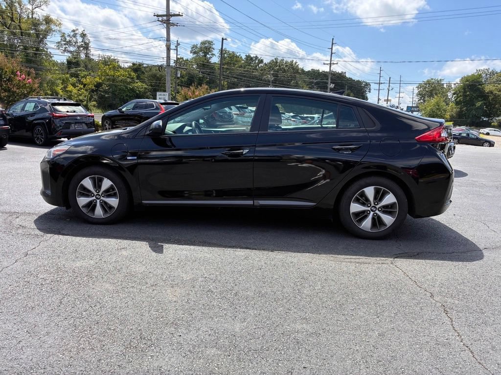 Used 2019 Hyundai Ioniq Plug-In Hybrid FWD image 4