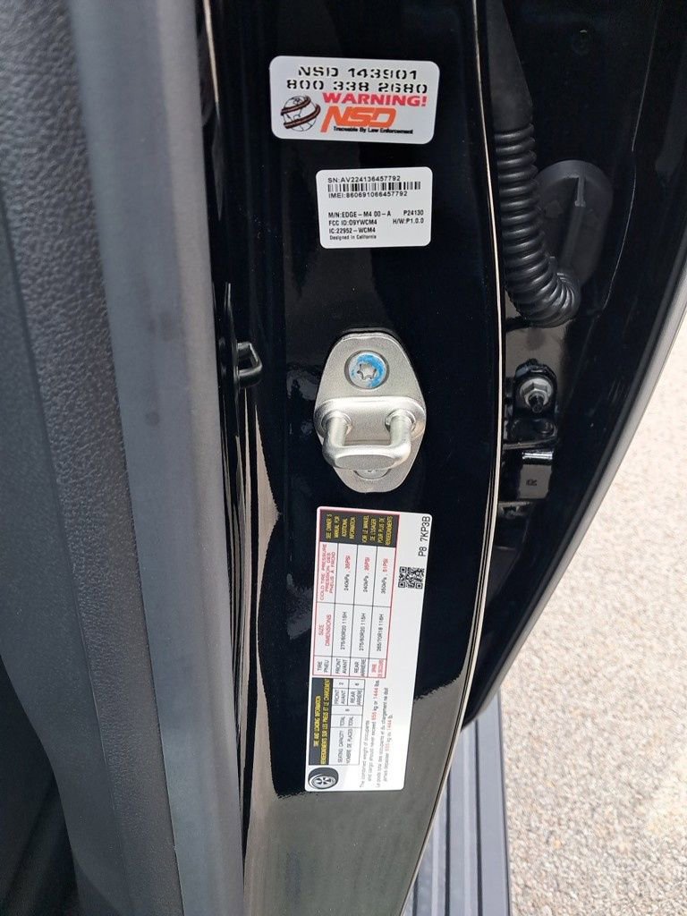 New 2025 Nissan Armada PRO-4X image 32