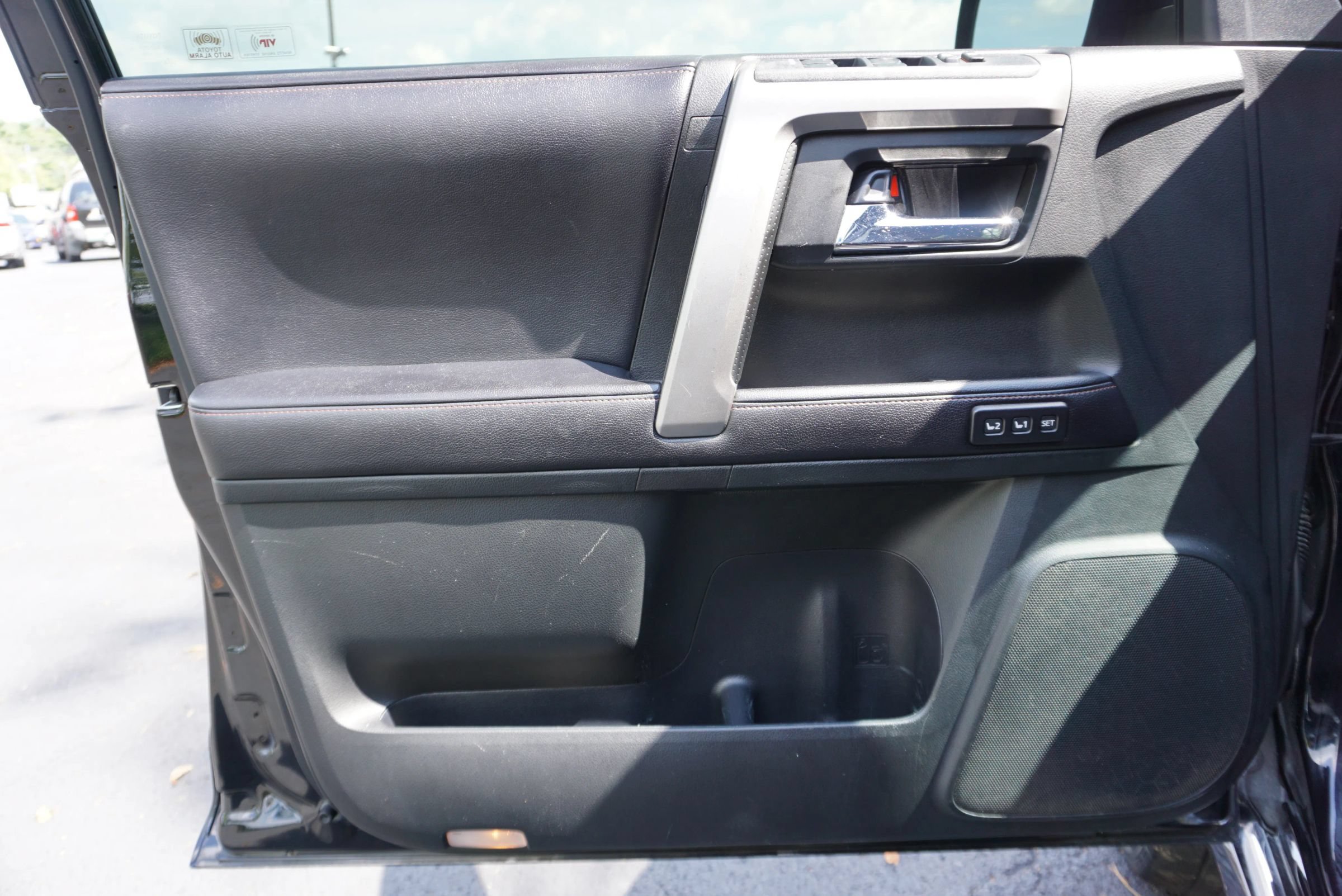 Used 2016 Toyota 4Runner Limited RWD image 12