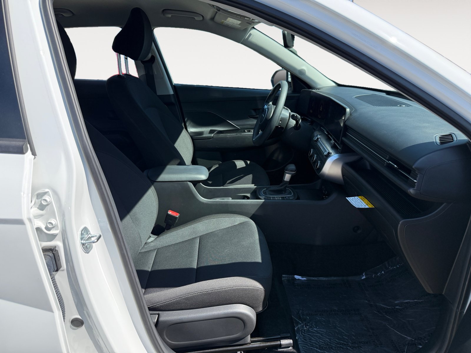 Certified 2026 Hyundai Kona SE FWD image 19