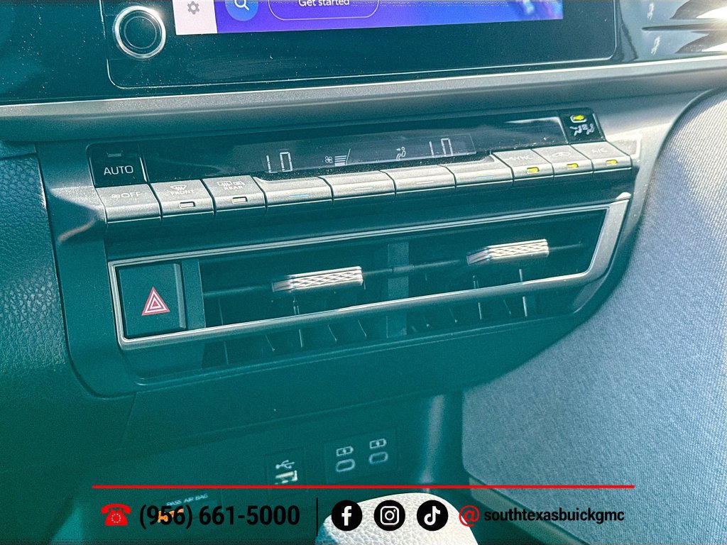 Used 2025 Toyota Camry LE w/ Convenience Package FWD image 18