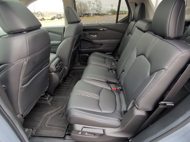Used 2025 Honda Pilot Touring image 30