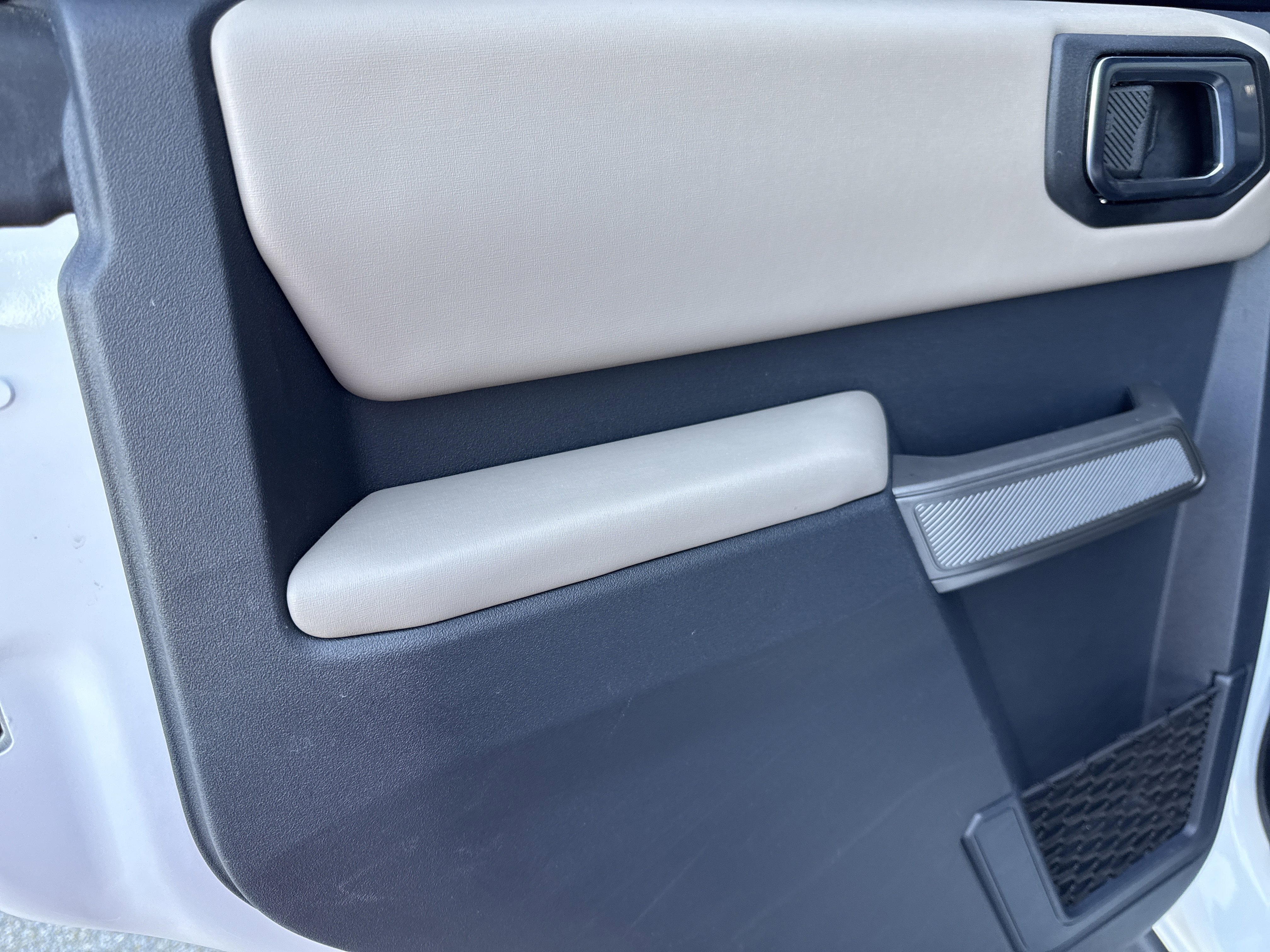 Used 2023 Ford Bronco Wildtrak image 11