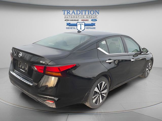 Used 2022 Nissan Altima 2.5 SV w/ SV Premium Package image 11