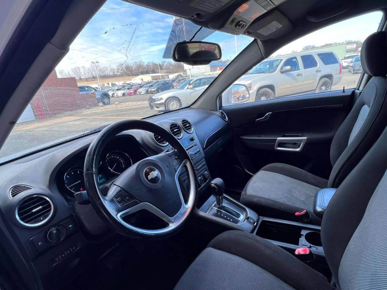 Used 2013 Chevrolet Captiva Sport LT FWD image 9