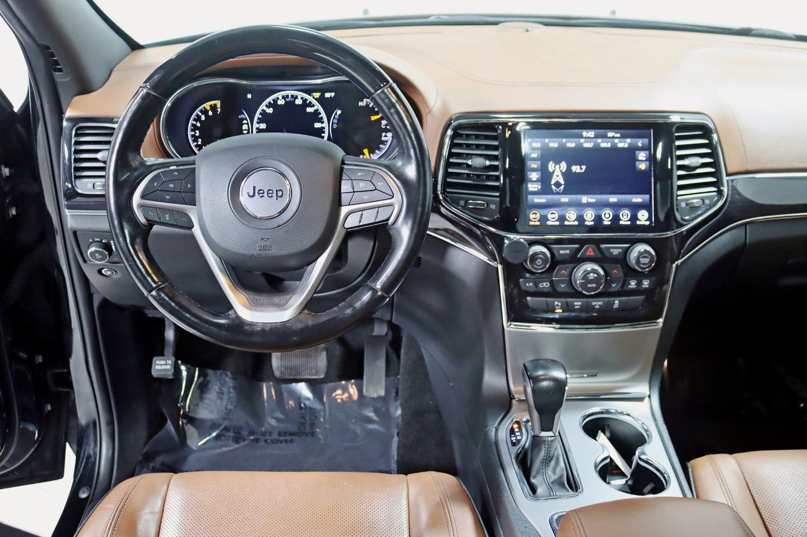 Used 2021 Jeep Grand Cherokee Overland image 14