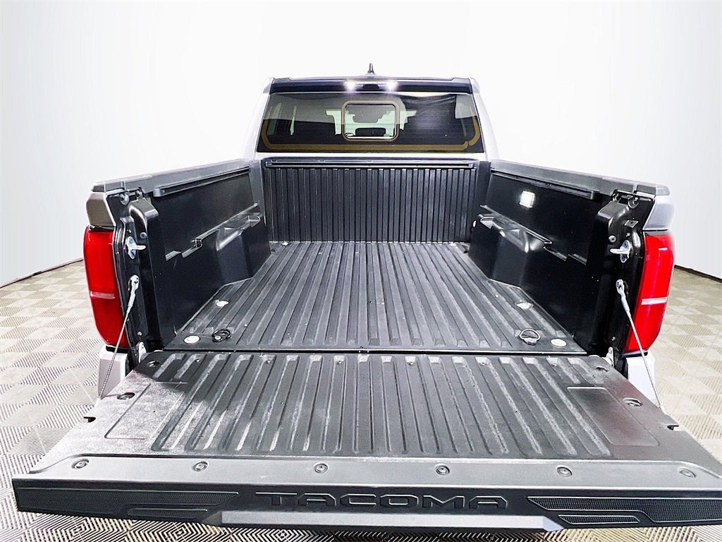 Certified 2025 Toyota Tacoma SR5 image 22
