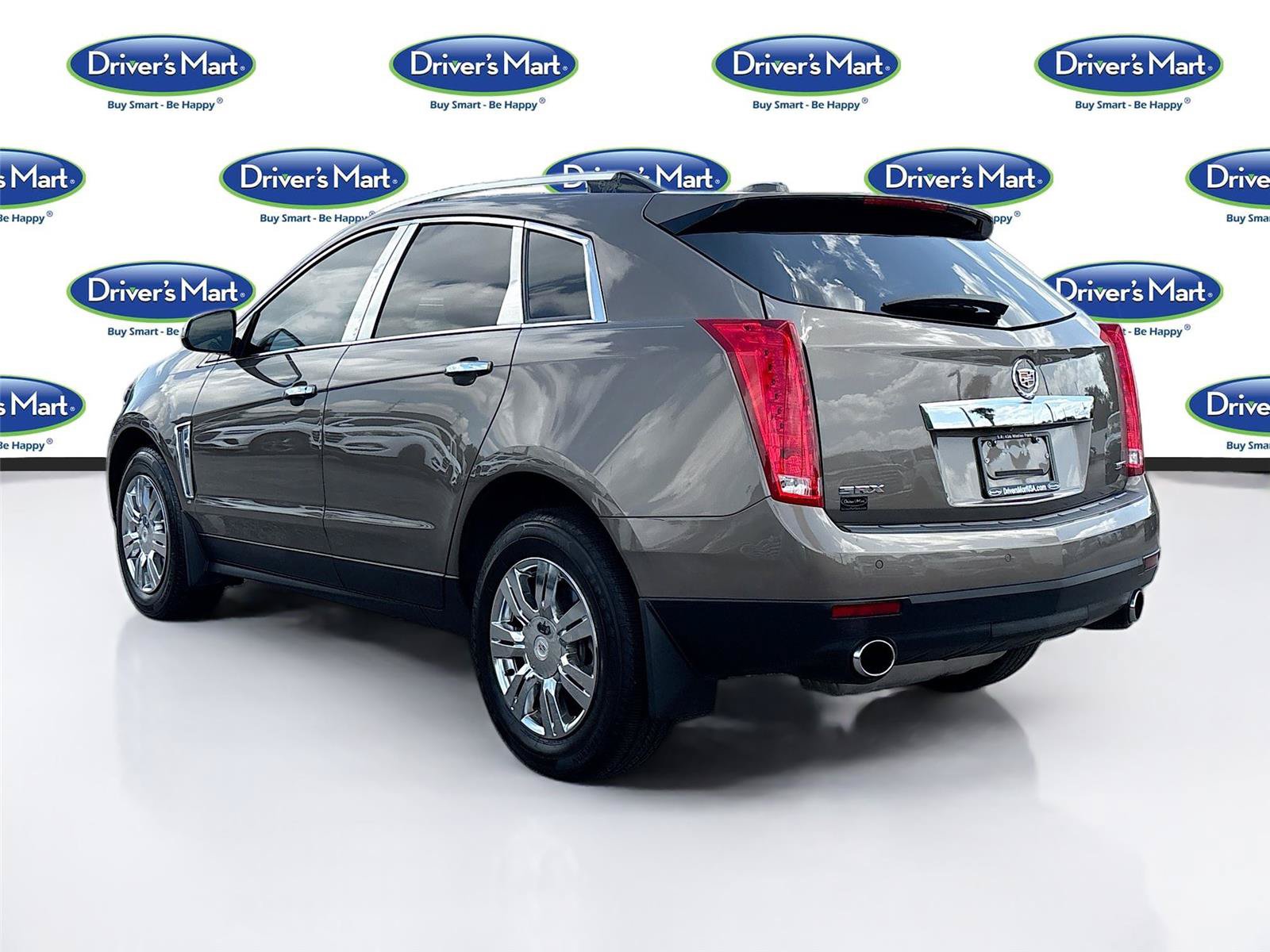 Used 2016 Cadillac SRX Luxury w/ Driver Awareness Package FWD image 5