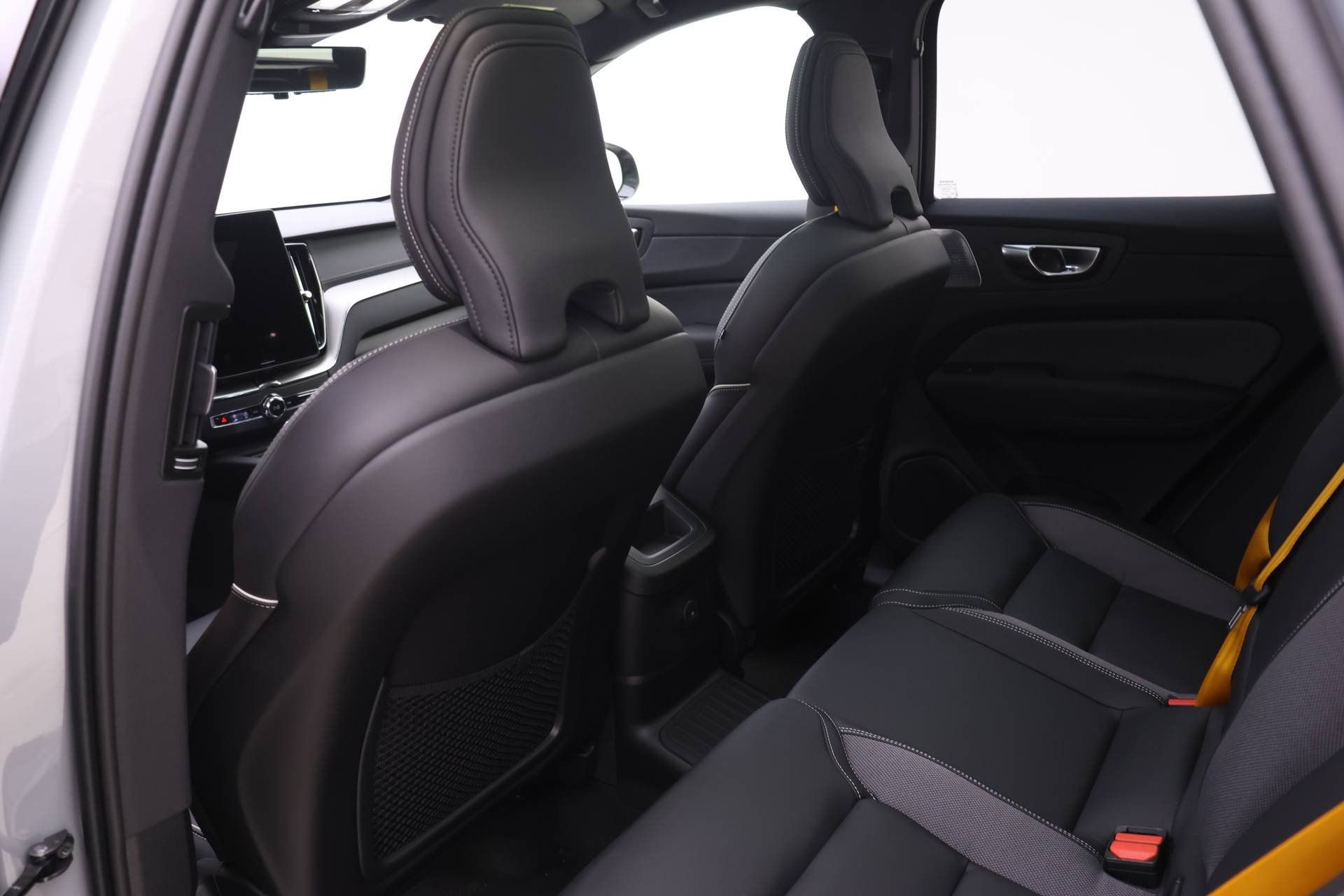 New 2026 Volvo XC60 T8 Polestar w/ Protection Package Premier image 10