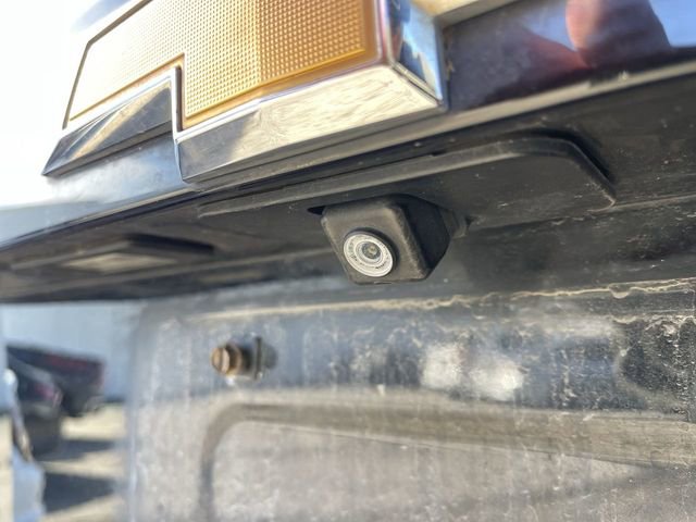 Used 2017 Chevrolet Suburban LT image 10