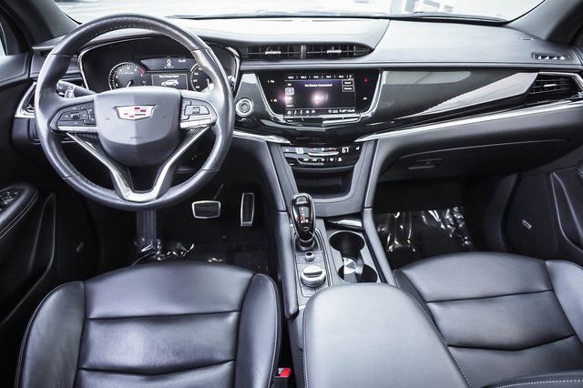 Used 2020 Cadillac XT6 Sport image 18