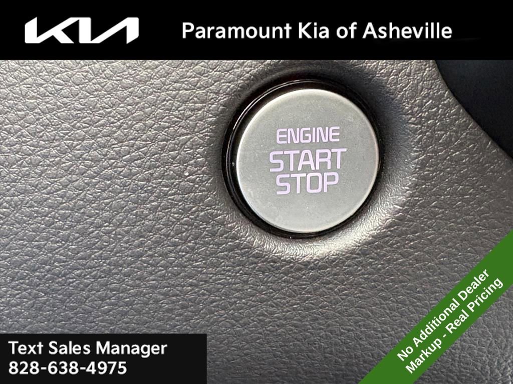 New 2026 Kia Carnival SX w/ SX Dark Edition Package image 16