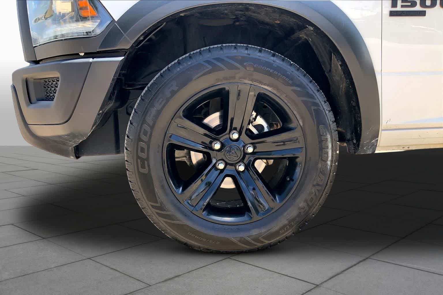 Used 2024 RAM 1500 Warlock AWD/4WD image 10