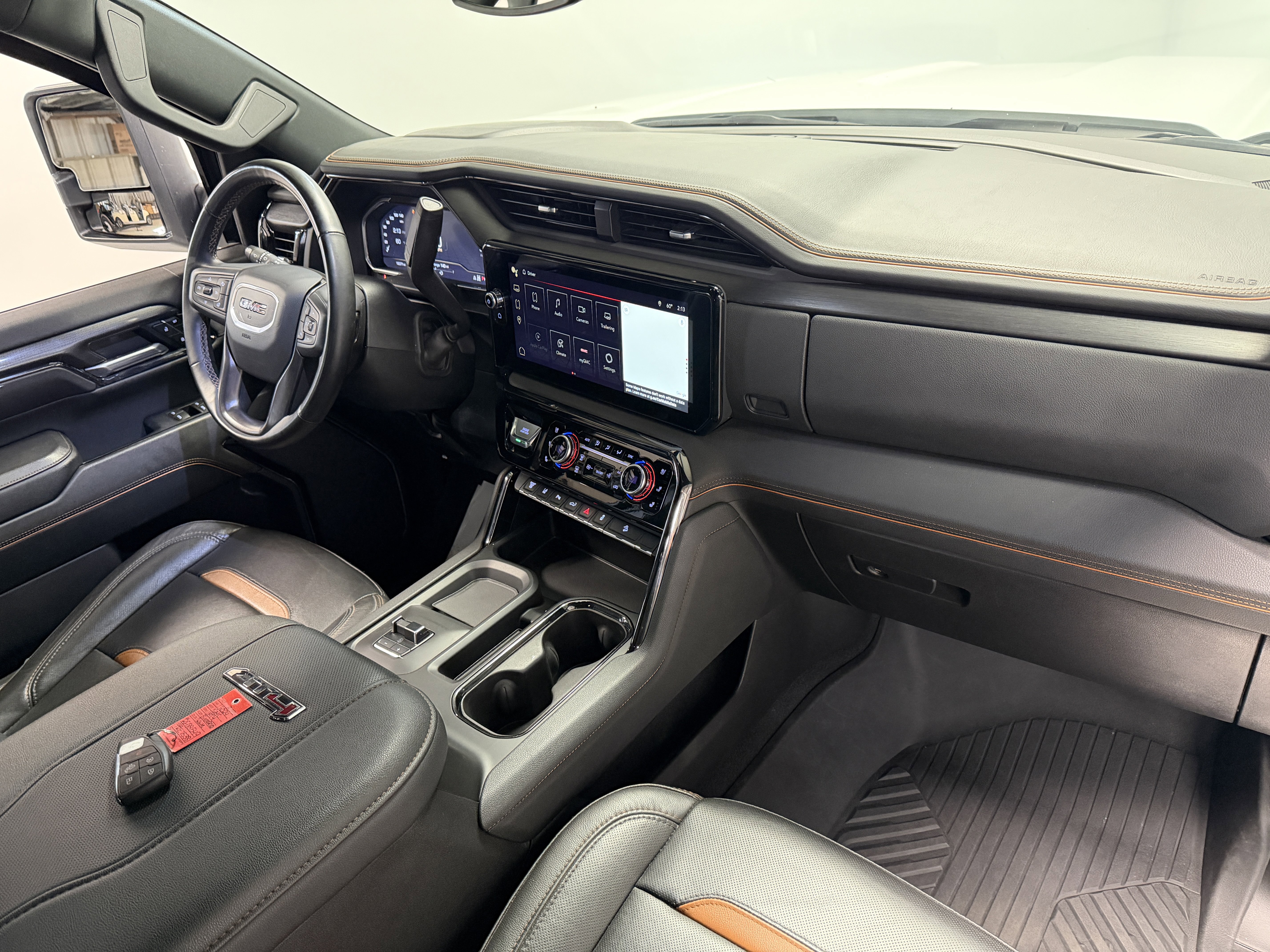 Used 2024 GMC Sierra 2500 AT4 w/ AT4 Preferred Package image 24