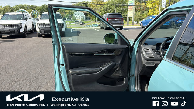 Certified 2024 Kia Seltos EX AWD/4WD image 8