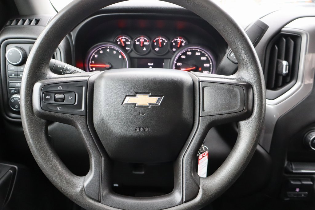 Used 2021 Chevrolet Silverado 1500 Custom image 5