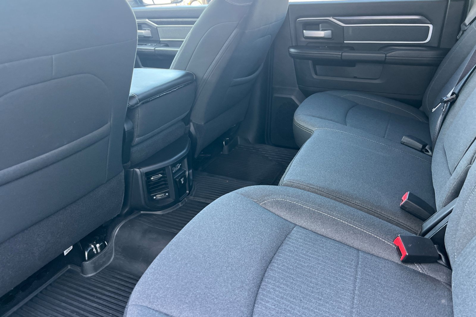 Used 2021 RAM 2500 Big Horn w/ Level 2 Equipment Group image 13