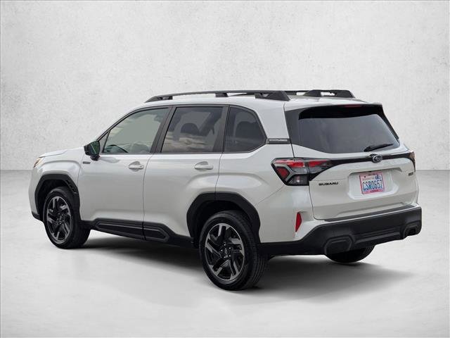 Used 2025 Subaru Forester Limited image 8