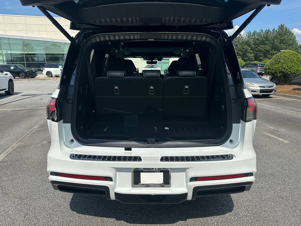 Certified 2026 INFINITI QX80 4WD w/ Sport Exterior Package image 15