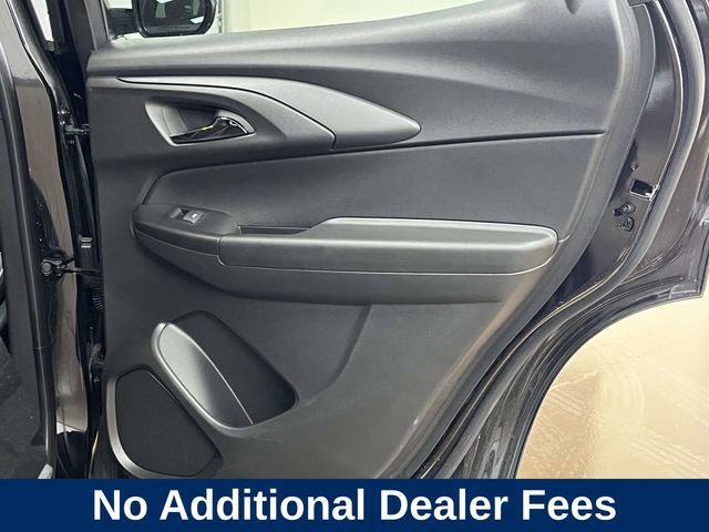 Used 2025 Chevrolet TrailBlazer LT FWD image 23
