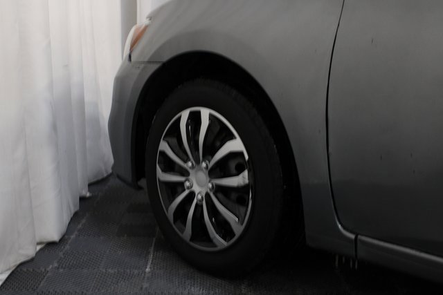 Used 2019 Nissan Sentra S image 26