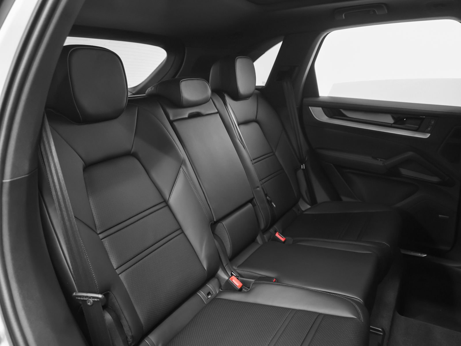 New 2026 Porsche Cayenne S AWD/4WD image 30