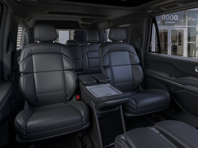 New 2026 Lincoln Navigator L Reserve w/ Jet Appearance Package AWD/4WD image 11