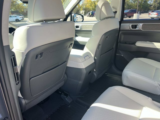 New 2027 Hyundai Santa Fe Calligraphy w/ Tow & Go Package FWD image 20