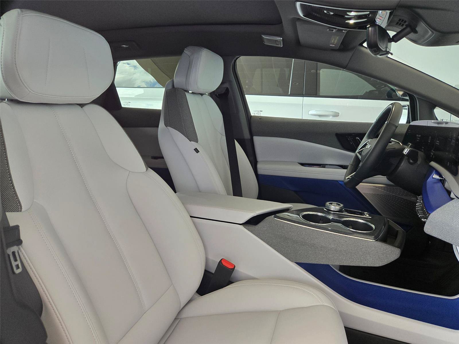 New 2026 Cadillac Optiq Sport 1 w/ LPO, Floor Liner Package RWD image 29