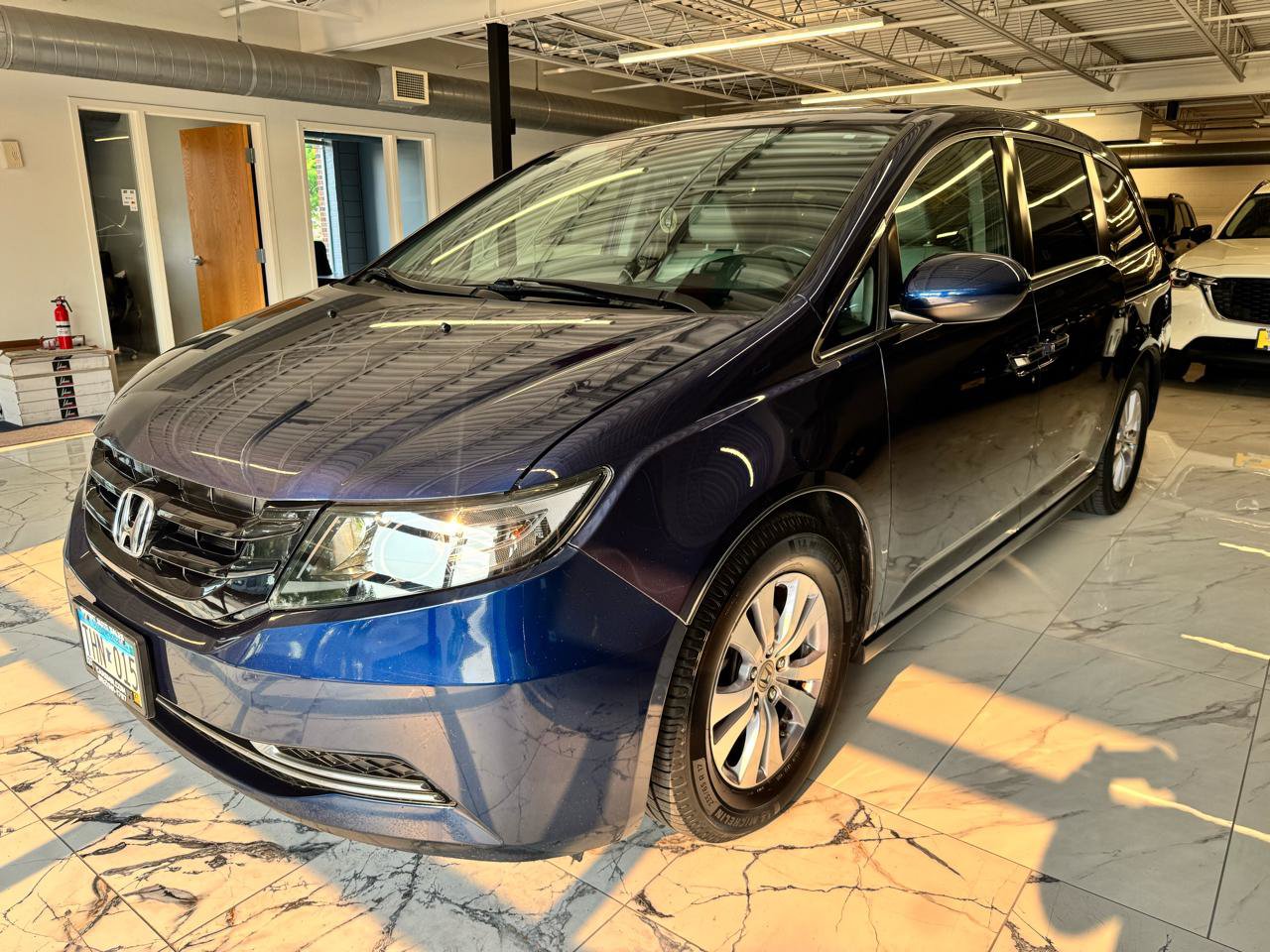 Used 2015 Honda Odyssey EX-L image 3