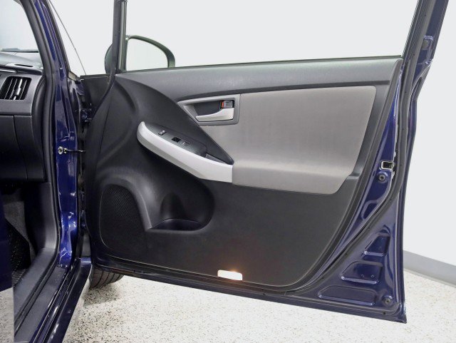 Used 2012 Toyota Prius Two image 26