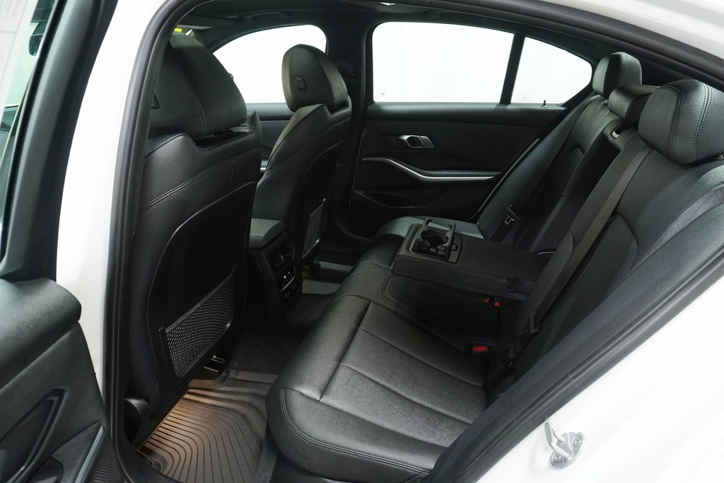 Used 2020 BMW 330i xDrive Sedan w/ Convenience Package image 13