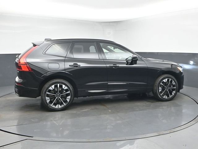 New 2026 Volvo XC60 T8 Plus w/ Protection Package Premier image 8