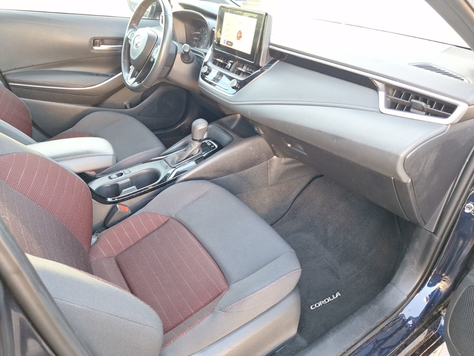 Used 2023 Toyota Corolla SE image 33