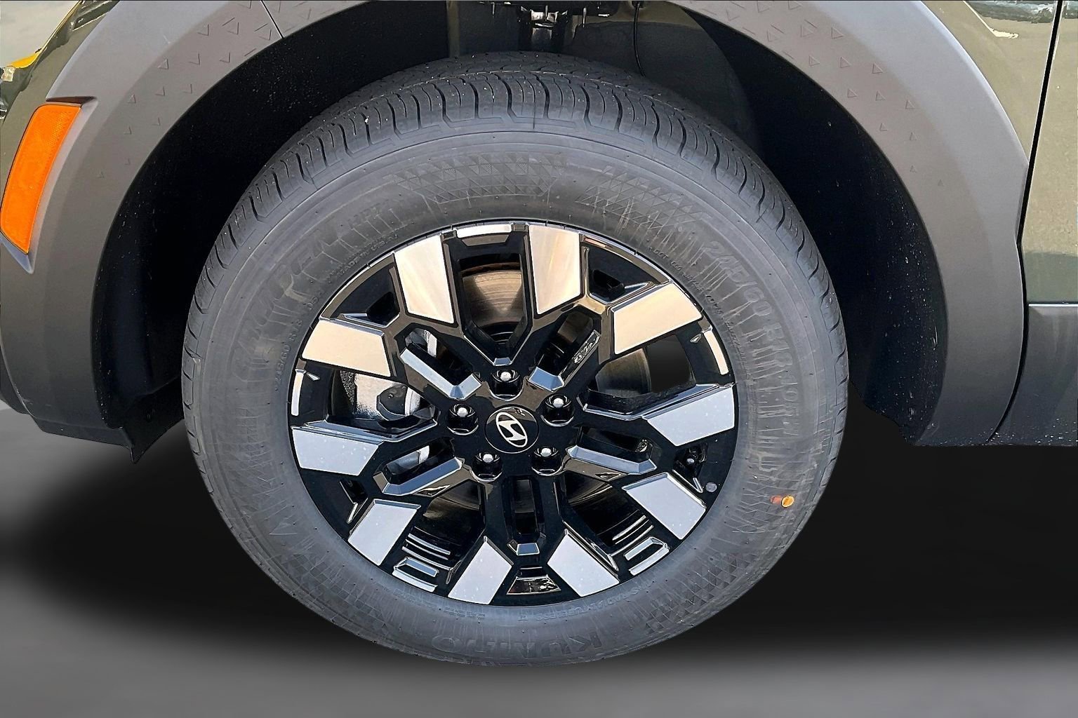 New 2026 Hyundai Santa Cruz SEL FWD image 13