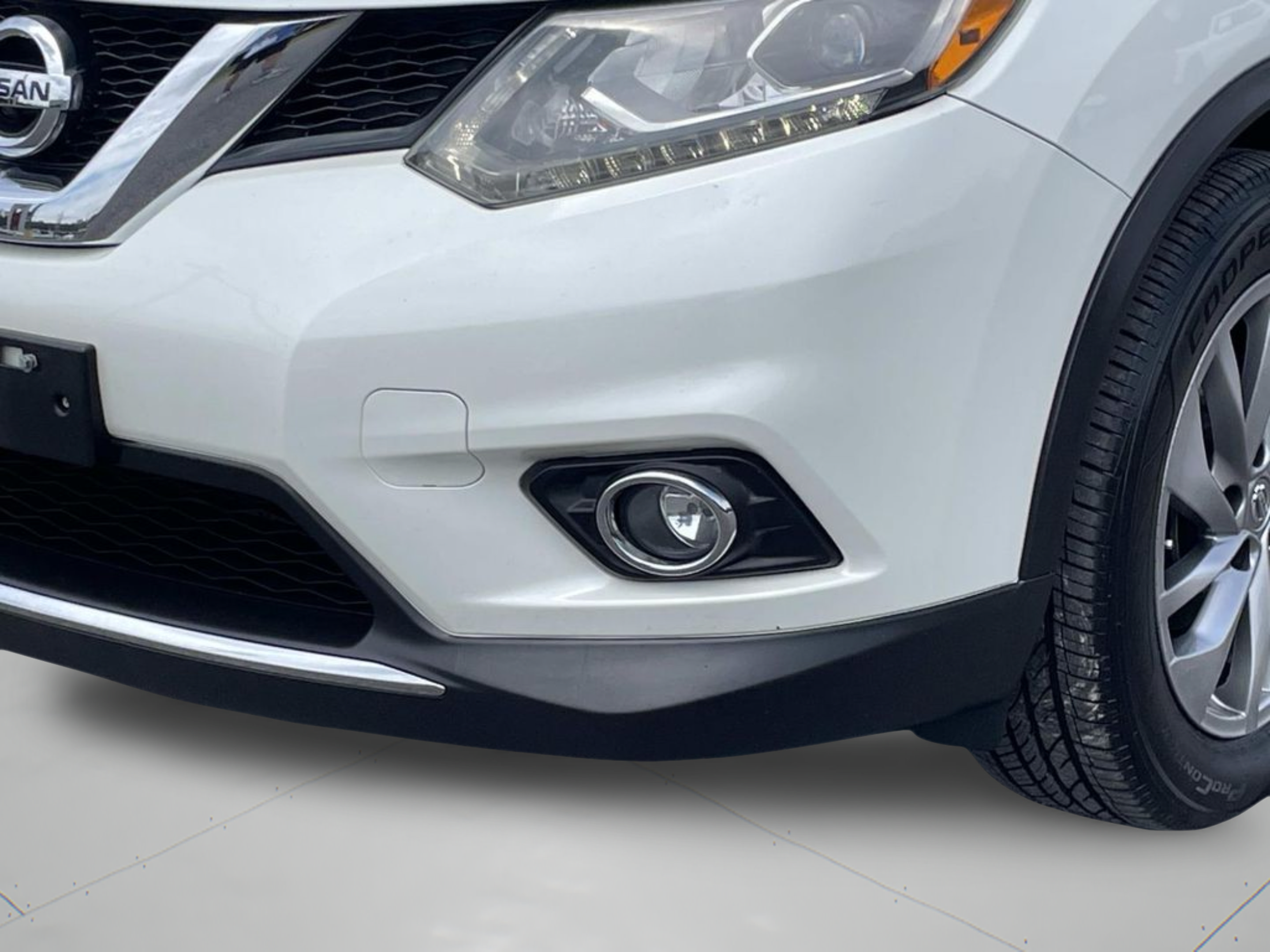 Used 2015 Nissan Rogue SL w/ SL Premium Package FWD image 32