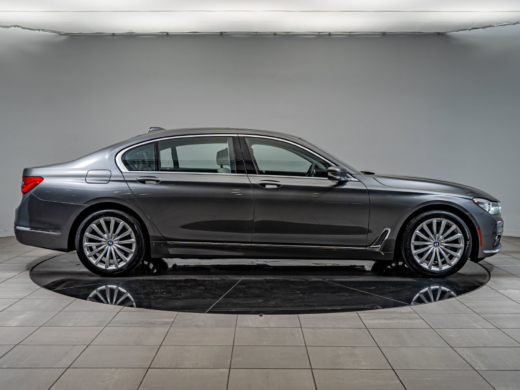 Used 2016 BMW 740i RWD image 4
