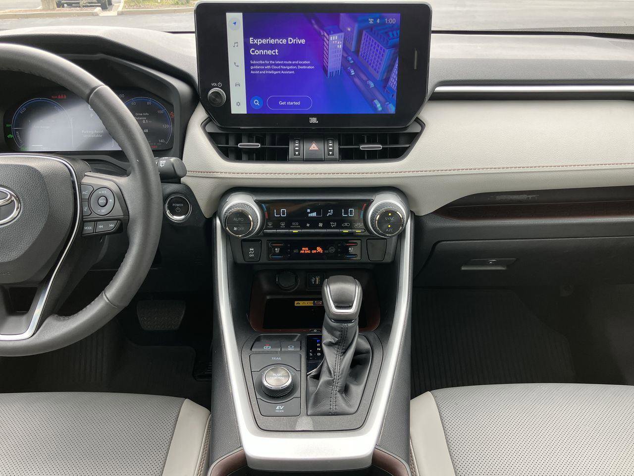 Used 2024 Toyota RAV4 Limited image 19