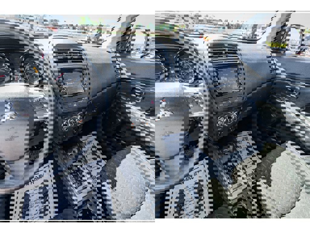 Used 2023 Mitsubishi Outlander Sport ES image 15