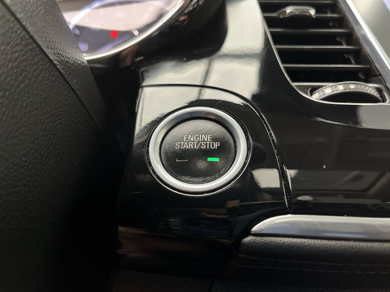 Used 2019 Buick Encore Essence w/ Safety Package II AWD/4WD image 20