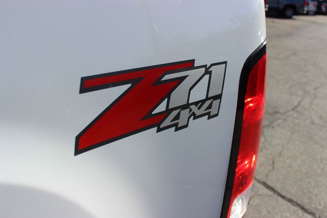 Used 2013 GMC Sierra 2500 Denali w/ Suspension Package, Off-Road image 11