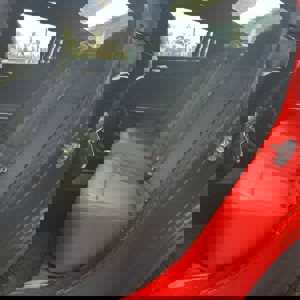 Used 2018 Dodge Charger R/T image 12