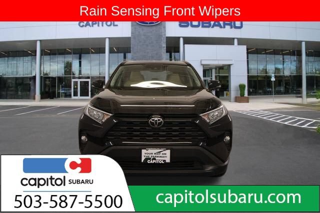 Used 2021 Toyota RAV4 XLE Premium AWD/4WD image 8