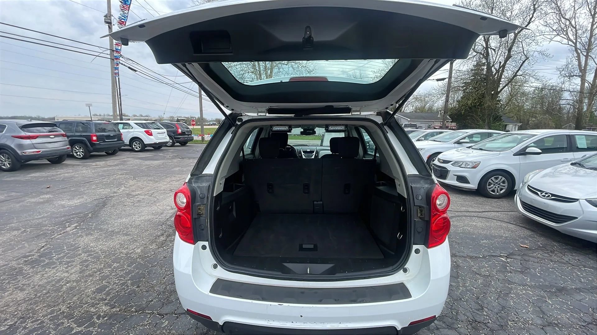 Used 2014 Chevrolet Equinox LS AWD/4WD image 20