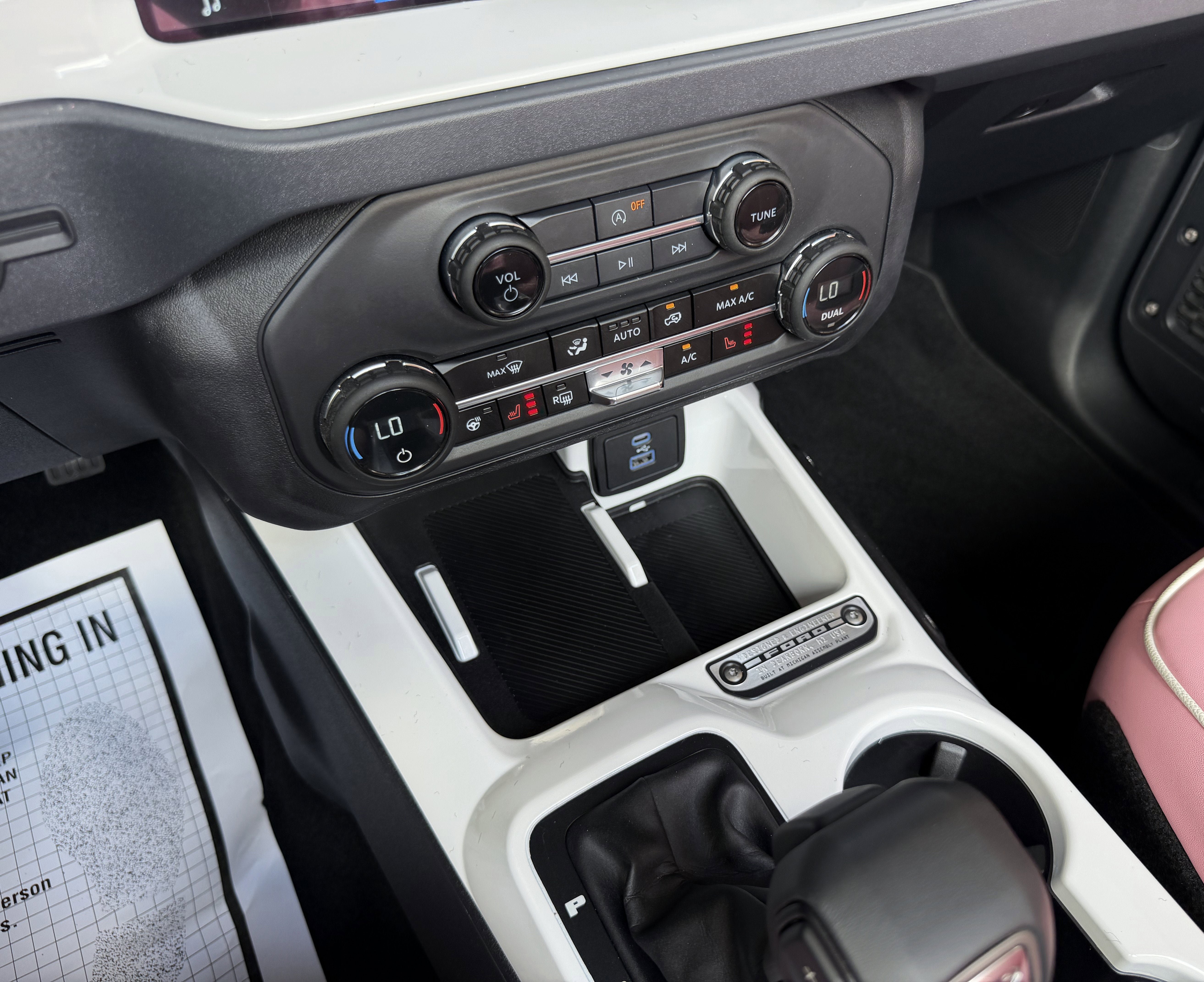 Used 2025 Ford Bronco Outer Banks AWD/4WD image 28