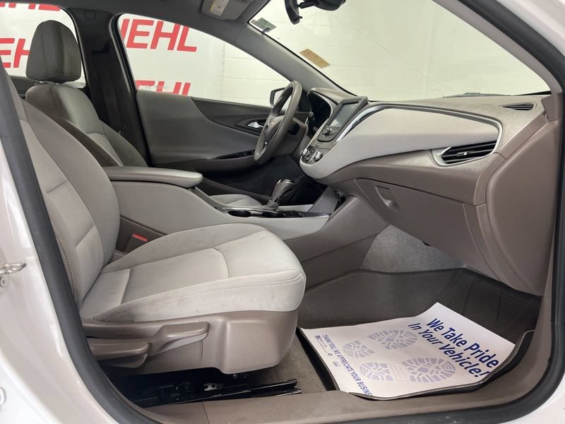 Used 2018 Chevrolet Malibu LS FWD image 12
